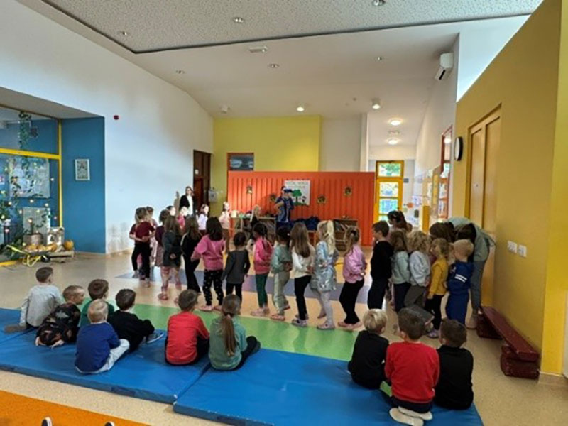Razigrani listopad u Krijesnicama - Razigrani listopad u Krijesnicama
